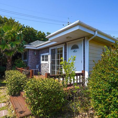 Jubilee Chalet Seogwipo Dış mekan fotoğraf