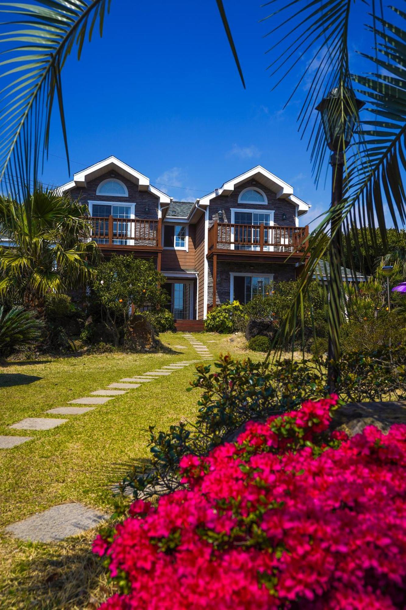 Jubilee Chalet Seogwipo Dış mekan fotoğraf