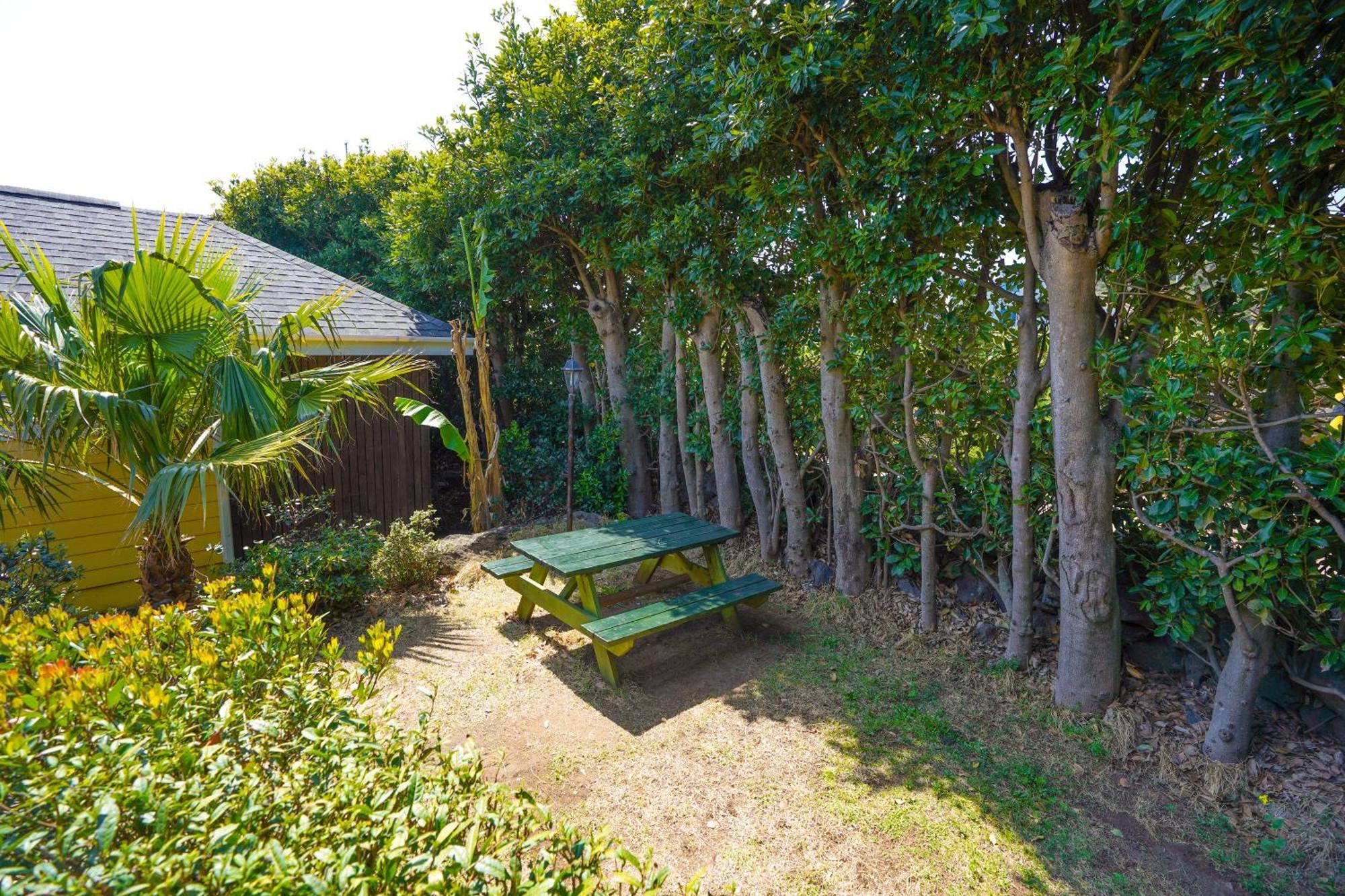 Jubilee Chalet Seogwipo Dış mekan fotoğraf