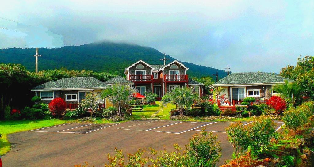 Jubilee Chalet Seogwipo Dış mekan fotoğraf