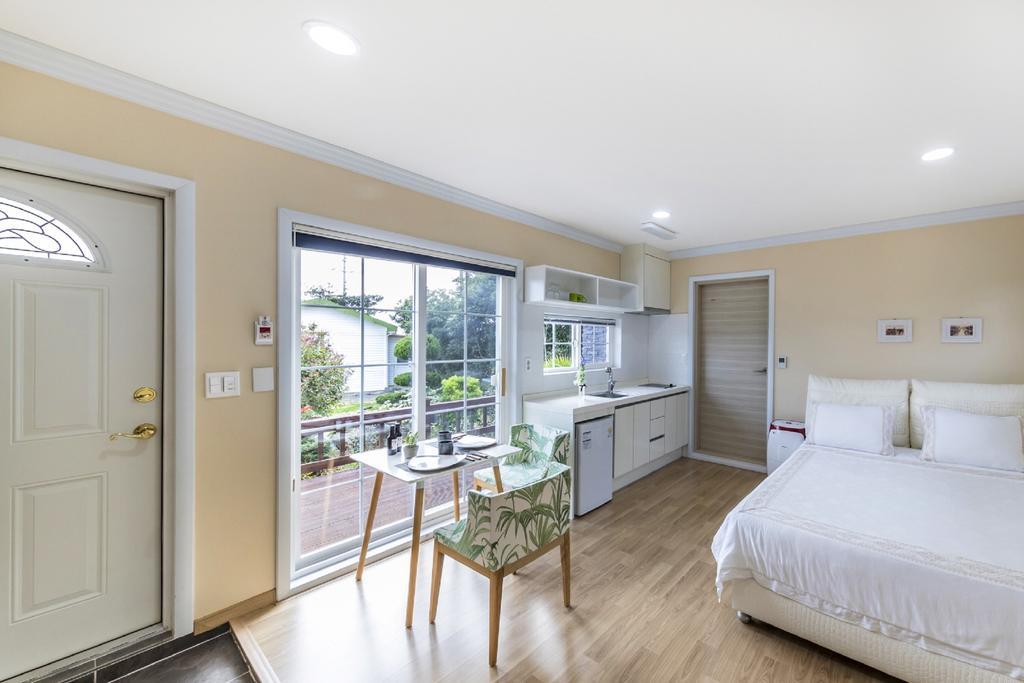 Jubilee Chalet Seogwipo Dış mekan fotoğraf