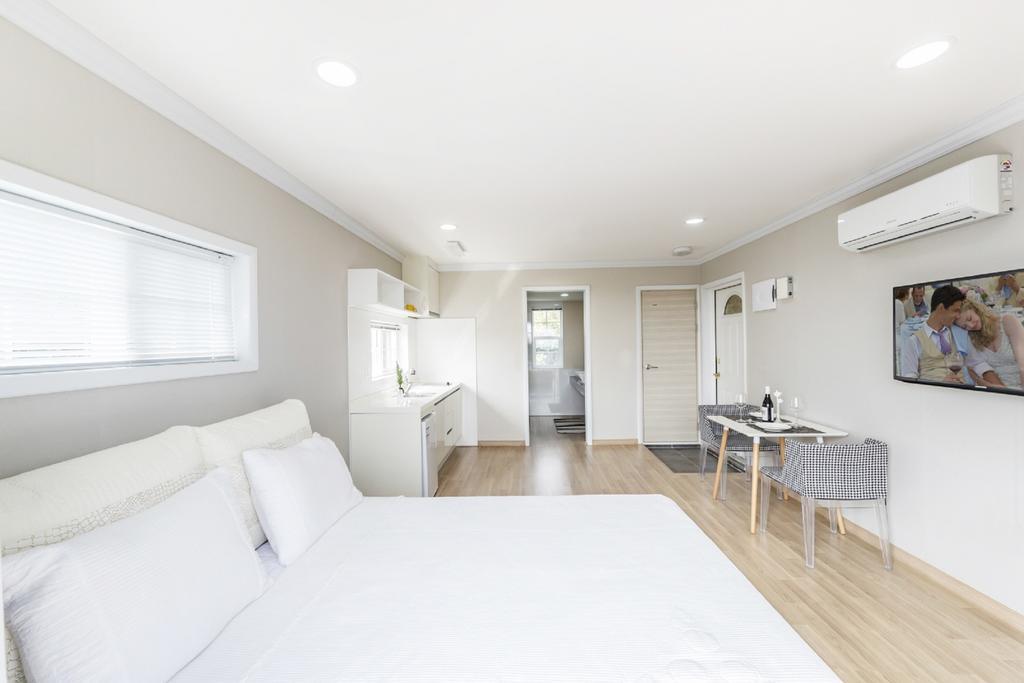 Jubilee Chalet Seogwipo Dış mekan fotoğraf